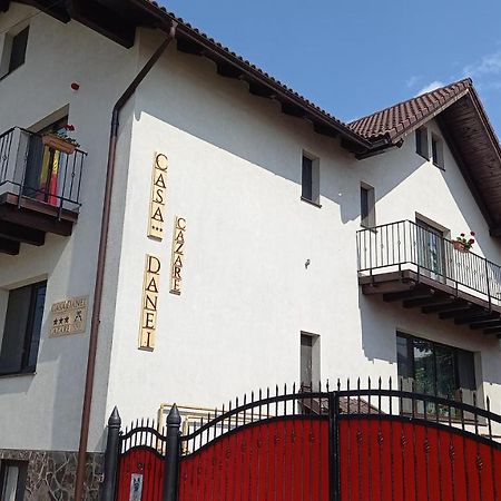Отель Casa Danei Брашов Экстерьер фото